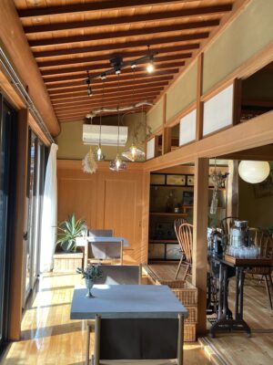佐久市カフェcafe Holz スタイルテック総合計画リノベーション施工事例